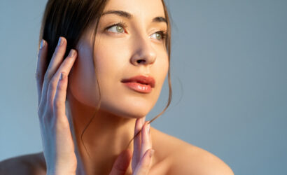 woman with natural looking facelift